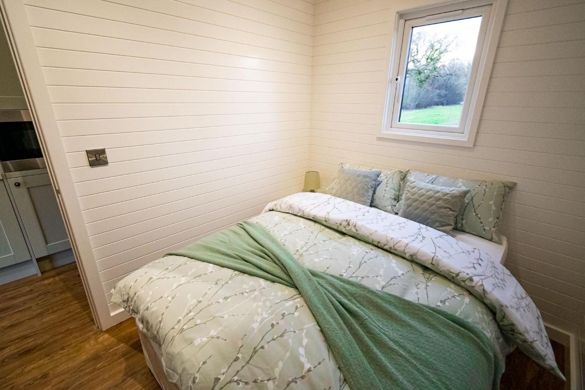 Beech Pod Cabin In Beautiful Surroundings Wrexham Exterior foto